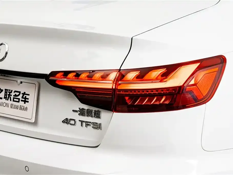 Audi A4L — фото 10