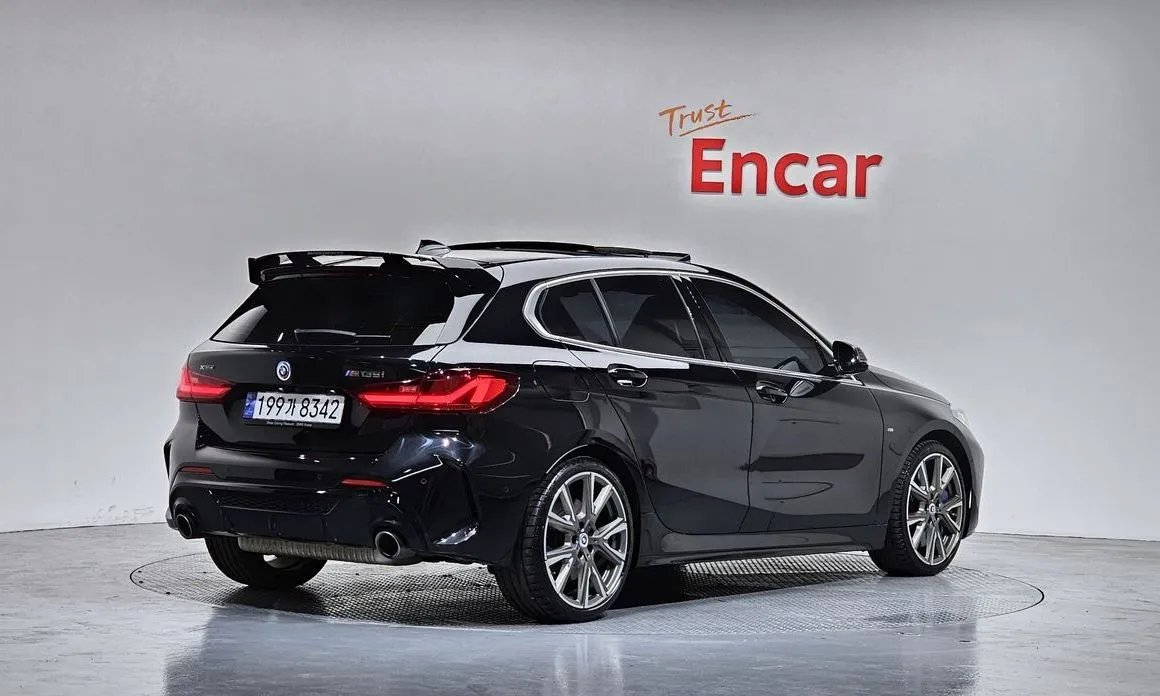 BMW 1-Series 2023 из KR, фото 3