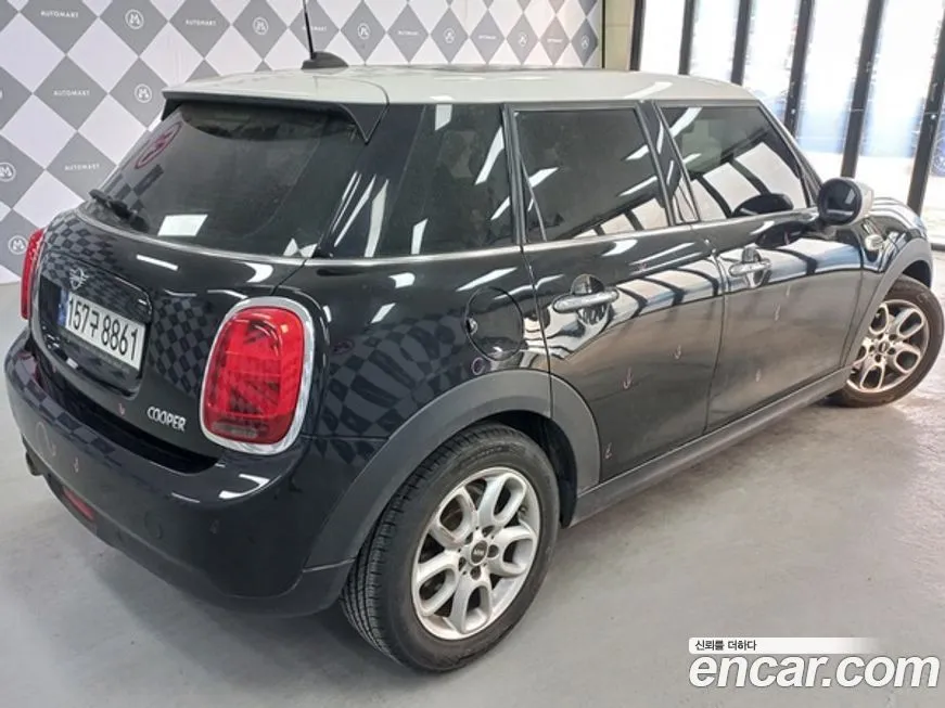 Mini Cooper 2021 из KR, фото 8