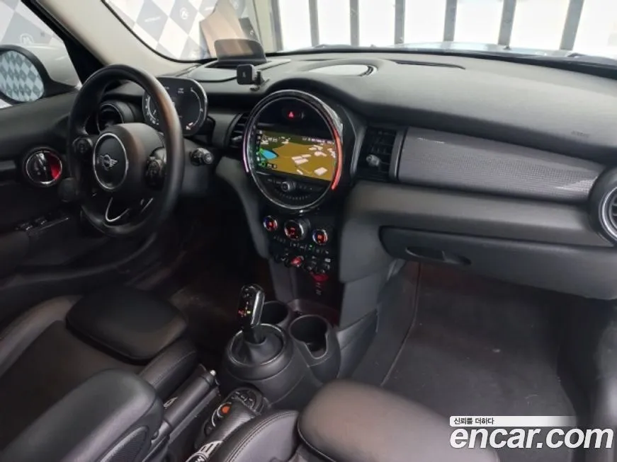 Mini Cooper 2021 из KR, фото 9