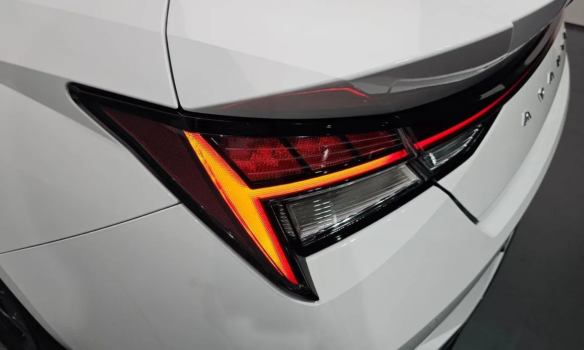 Hyundai AVANTE — фото 6