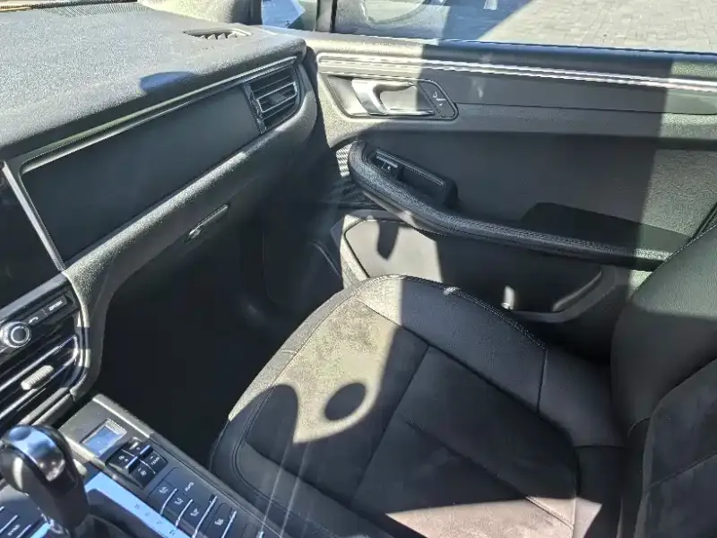 Porsche Macan 2021 из CN, фото 4