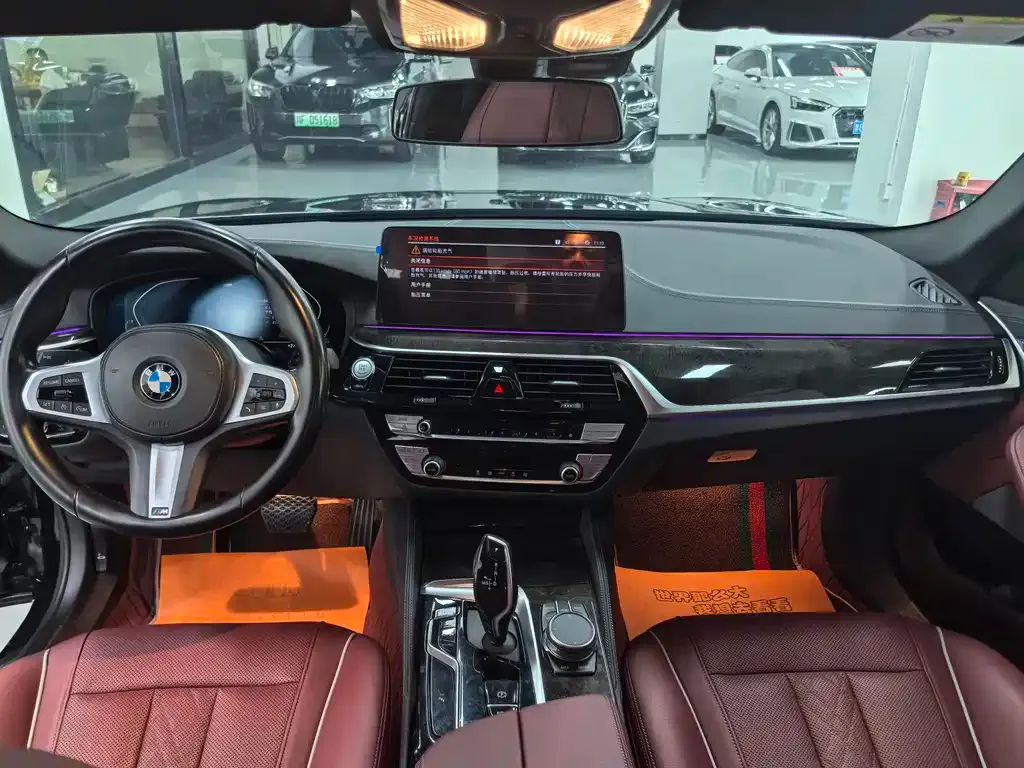 BMW 5 Series — фото 10