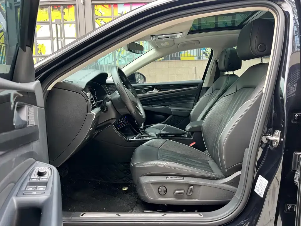Volkswagen Passat — фото 3