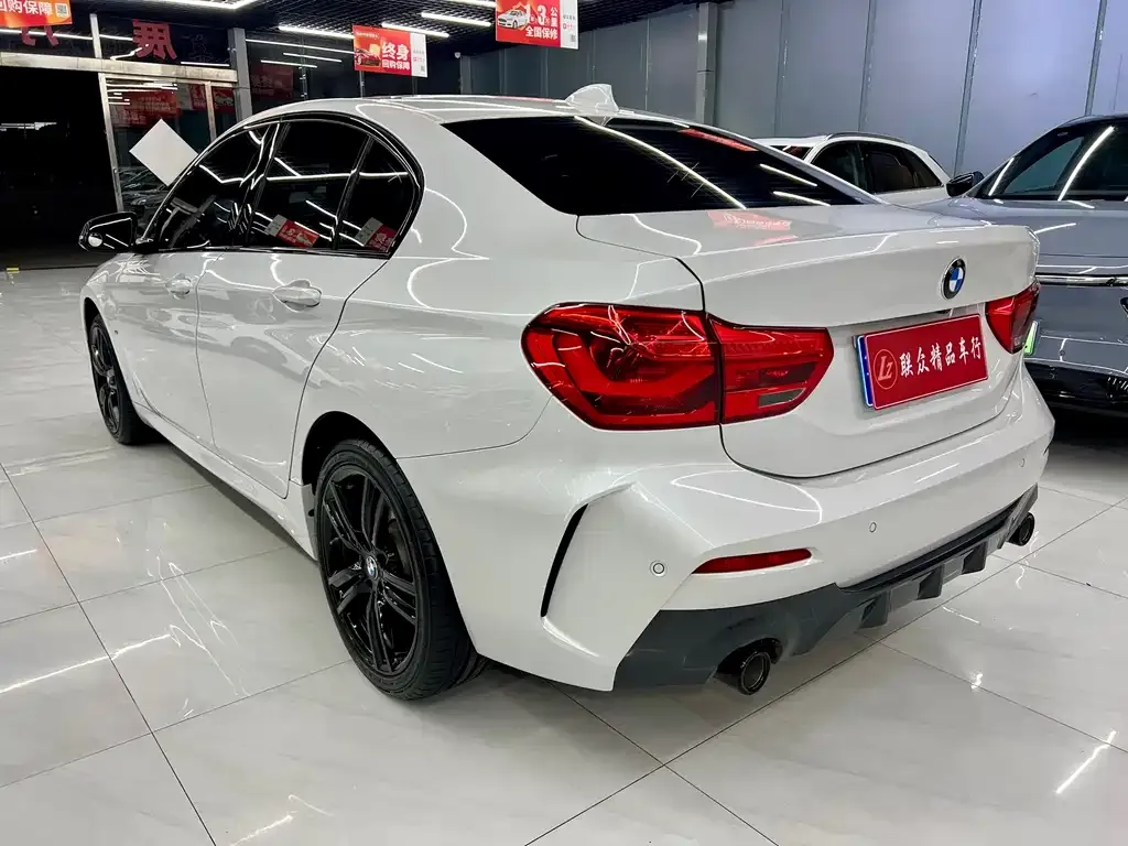 BMW 1 Series 2021 из CN, фото 8