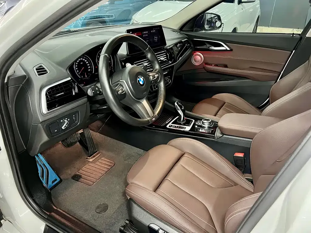 BMW 1 Series 2021 из CN, фото 5