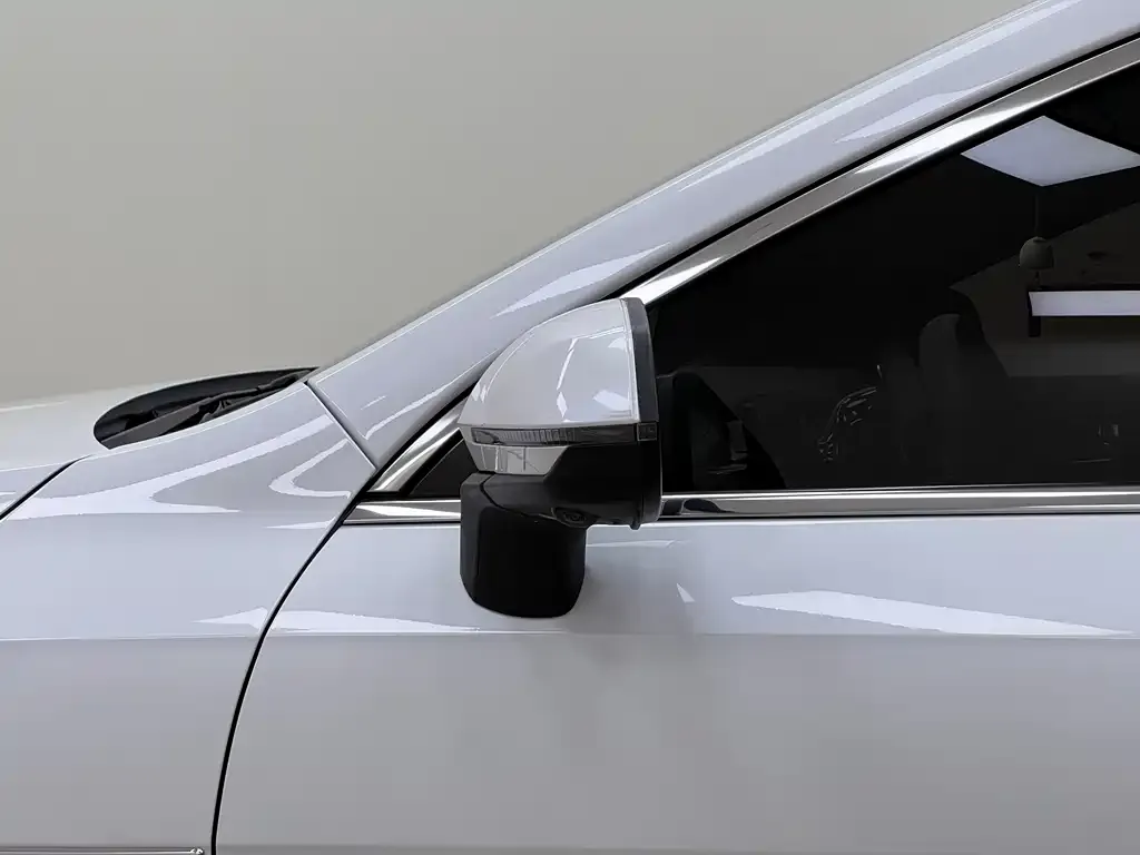 BYD Qin PLUS 2023 из CN, фото 2
