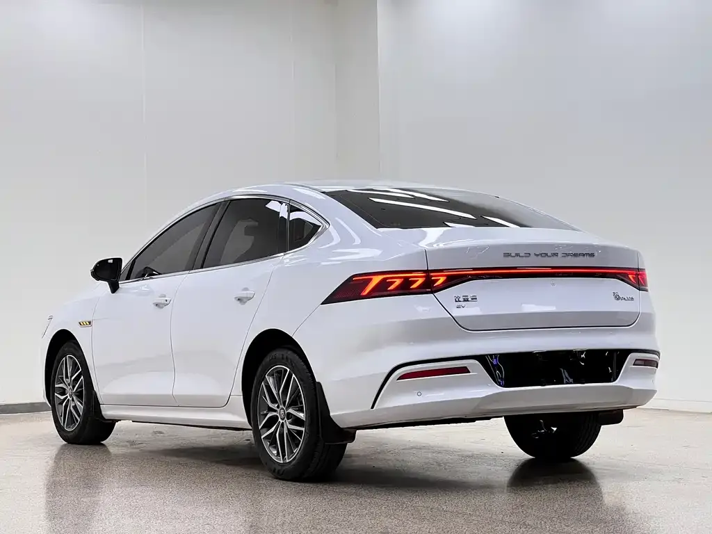 BYD Qin PLUS 2023 из CN, фото 3