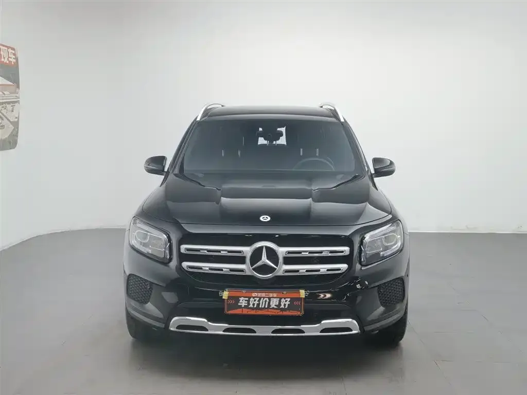 Mercedes-Benz GLB — фото 2