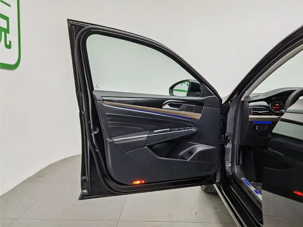 Volkswagen Passat New Energy 2021 из CN, фото 5