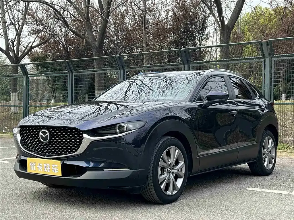 Mazda CX-30 — фото 1