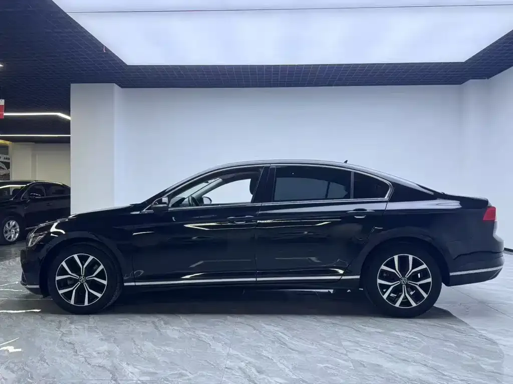 Volkswagen Magotan 2021 из CN, фото 6