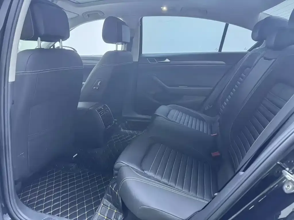 Volkswagen Magotan 2021 из CN, фото 5