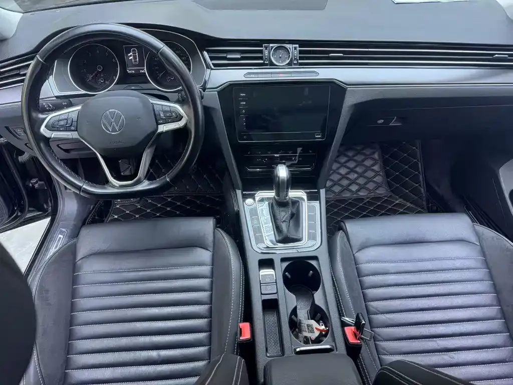 Volkswagen Magotan 2021 из CN, фото 8