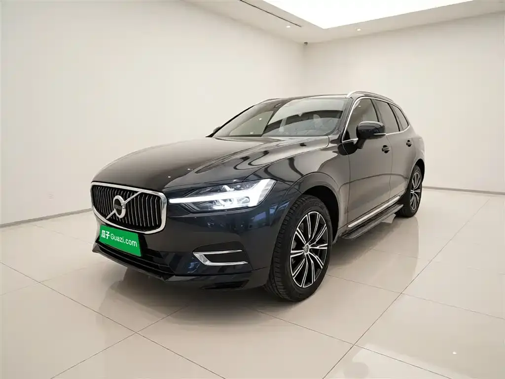 Volvo XC60 2021 из CN, фото 1