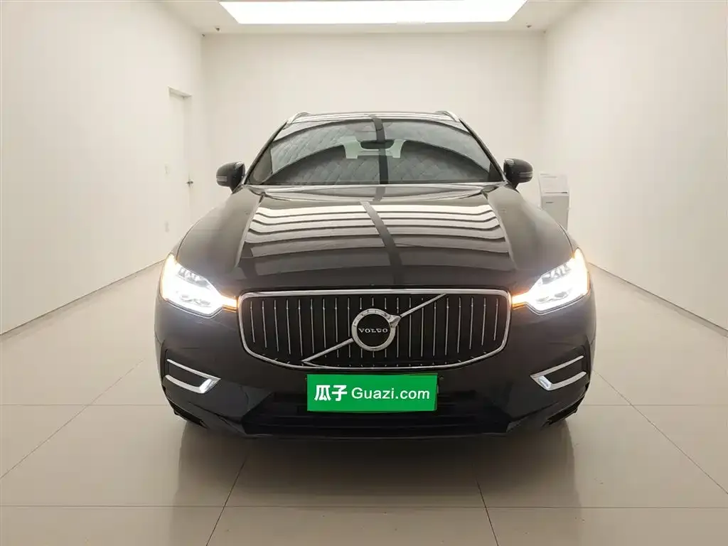 Volvo XC60 2021 из CN, фото 4