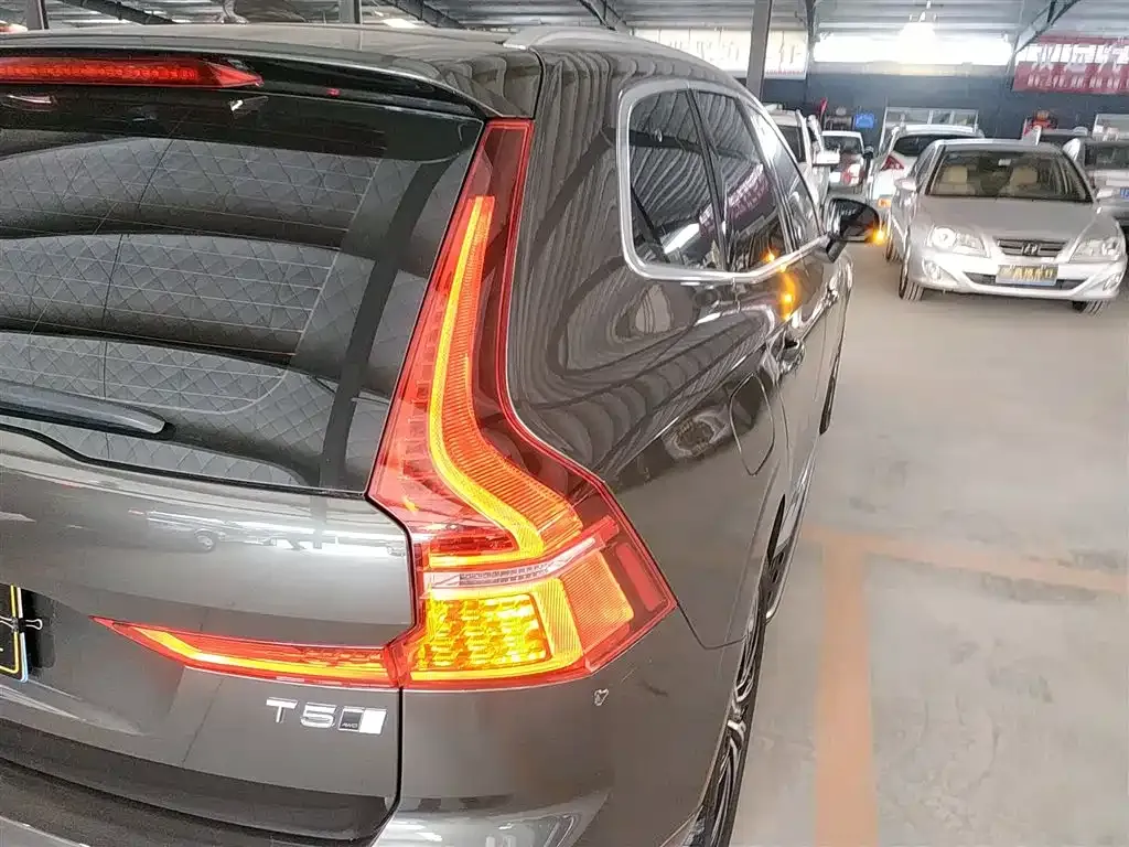 Volvo XC60 2021 из CN, фото 6