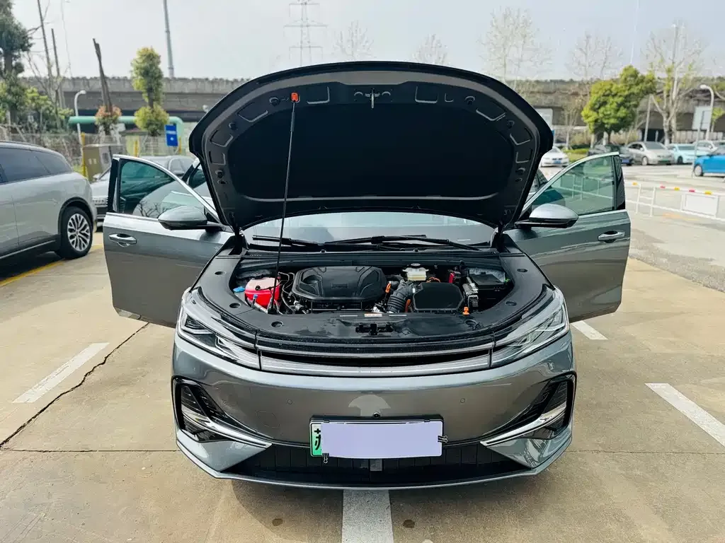 Geely Galaxy A7 — фото 9