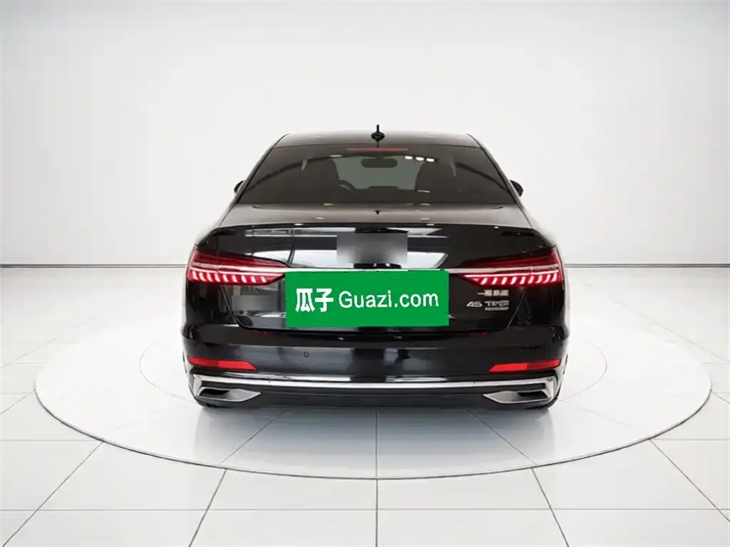 Audi A6L — фото 2