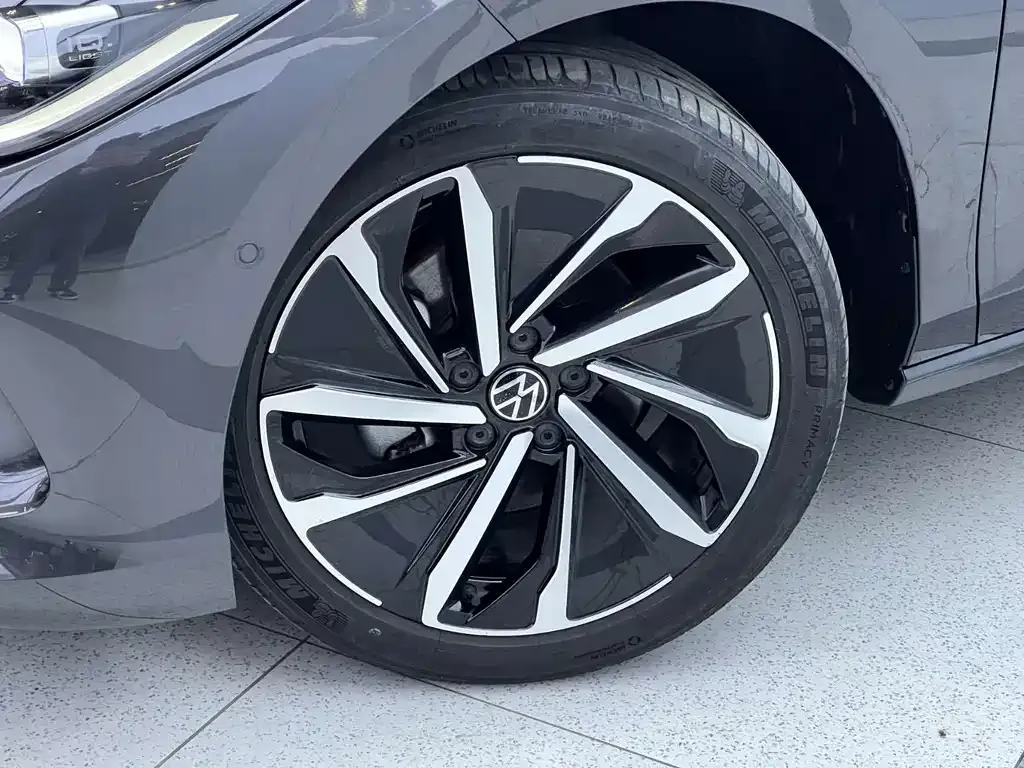 Volkswagen Lamando 2023 из CN, фото 8