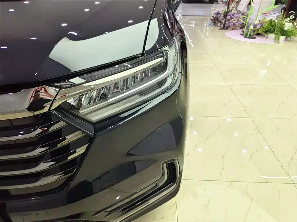 Honda Odyssey — фото 10