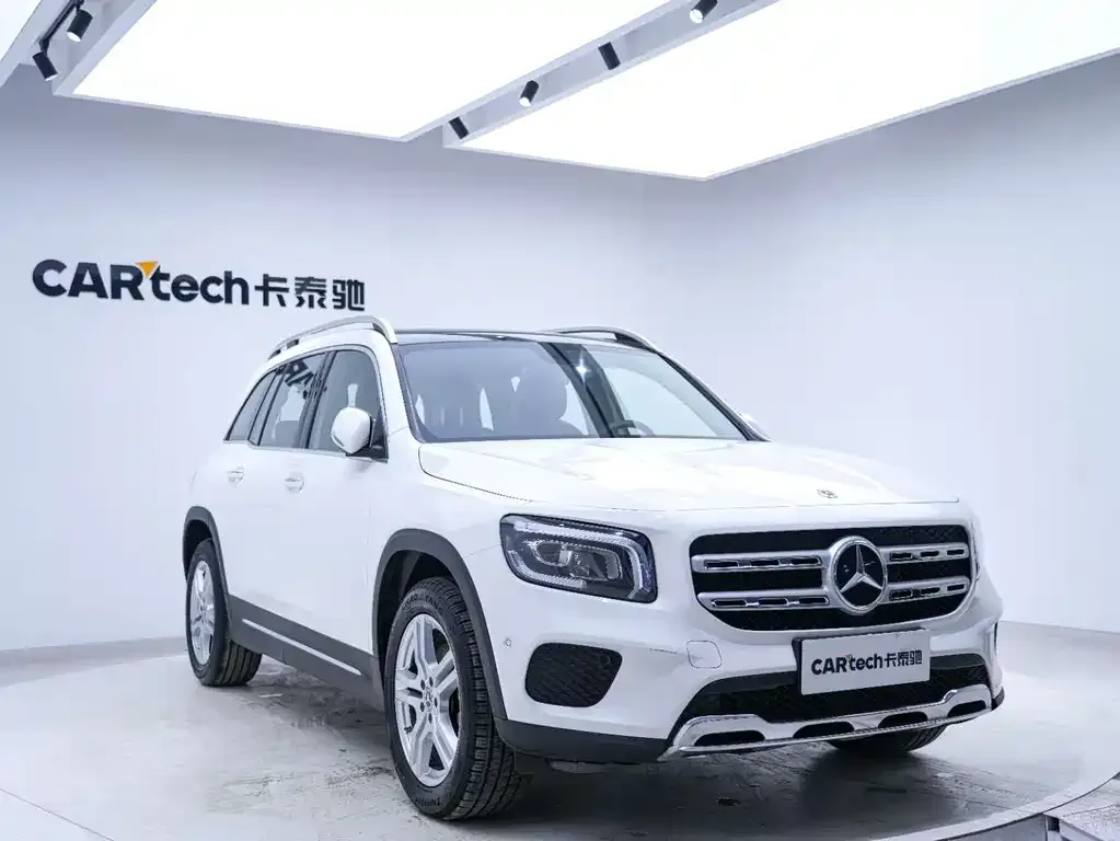 Mercedes-Benz GLB — фото 7