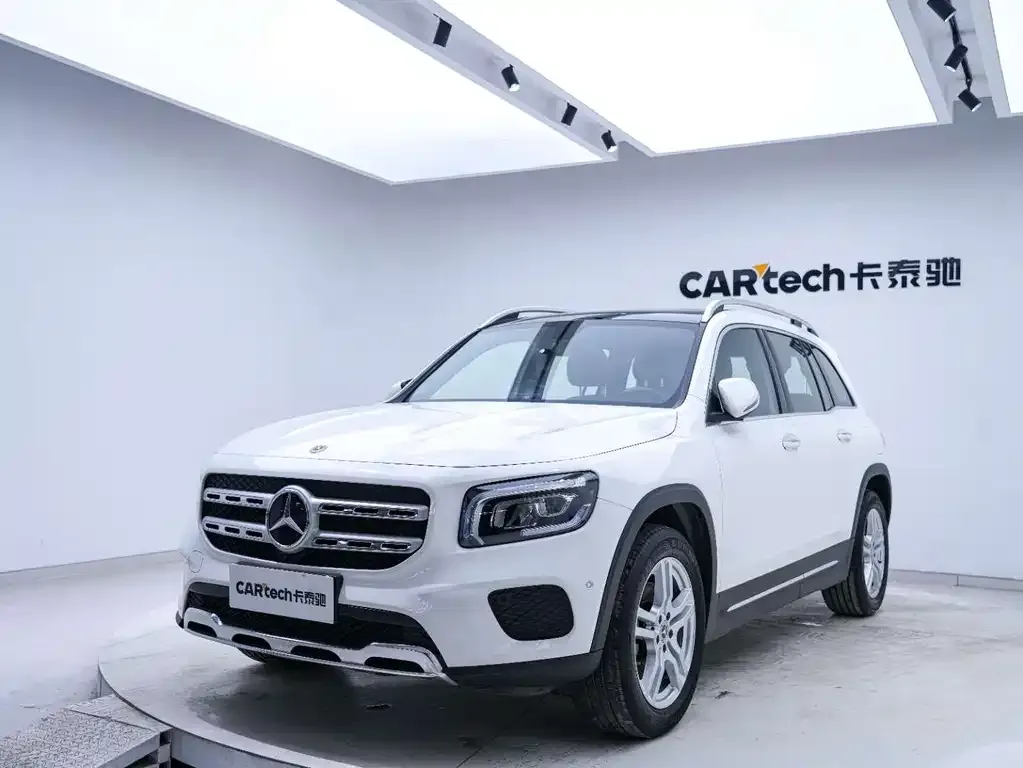 Mercedes-Benz GLB — фото 3