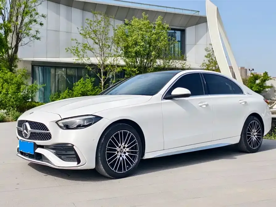 Mercedes-Benz C-Class — фото 1