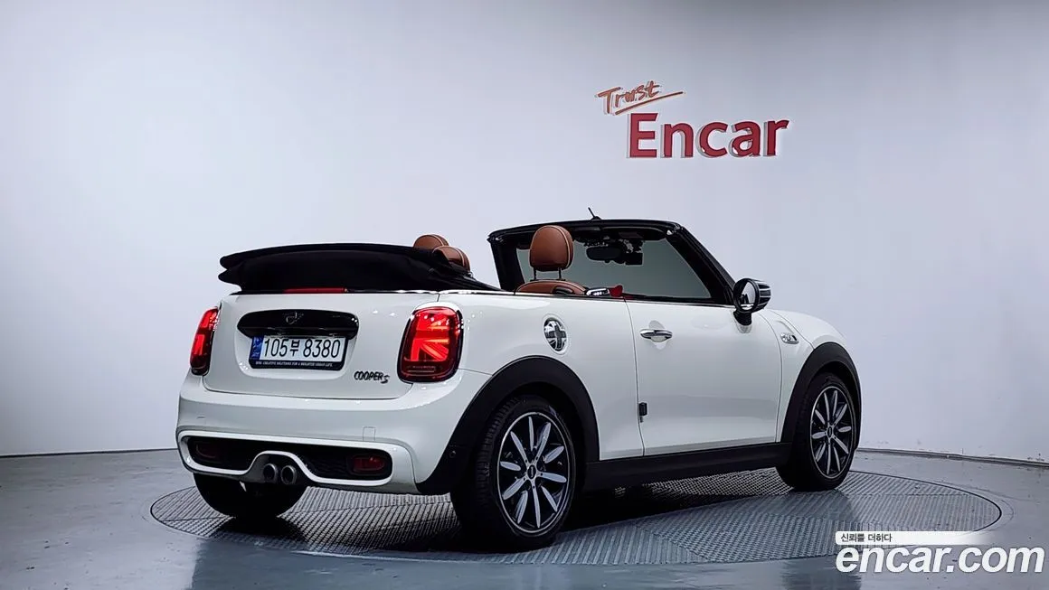 Mini Cooper Convertible 2021 из KR, фото 3