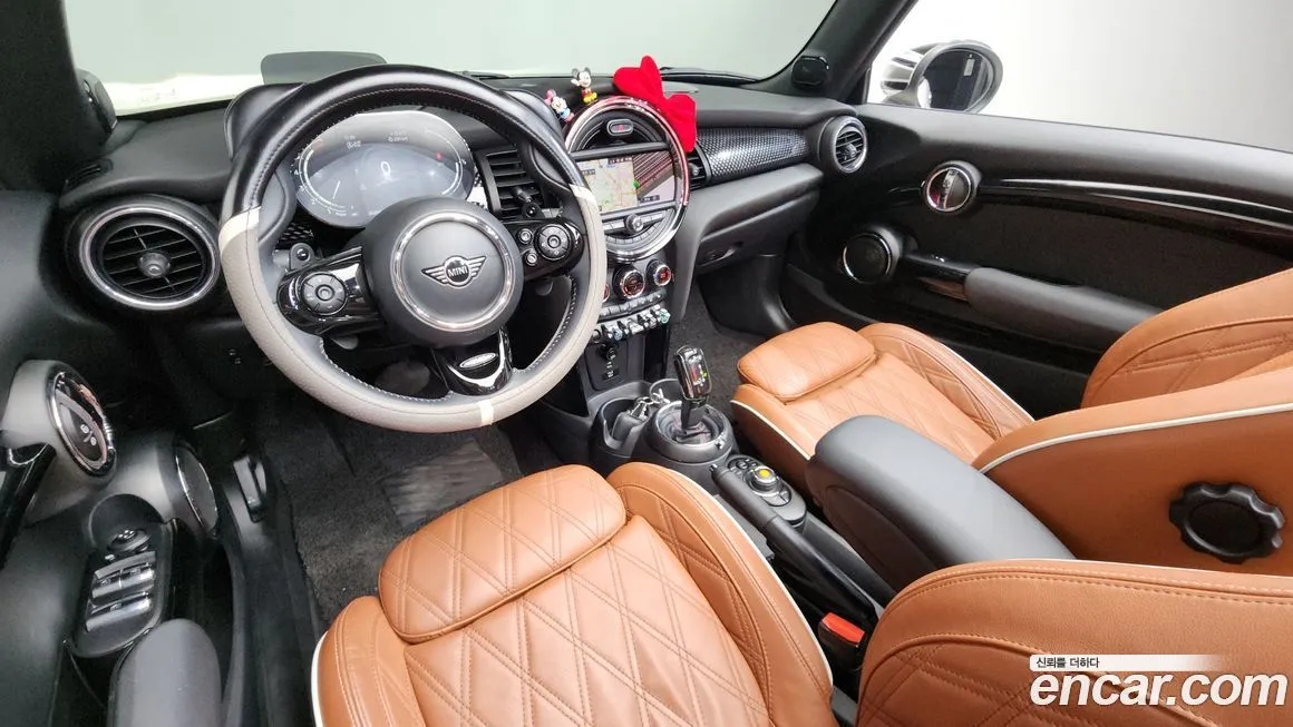 Mini Cooper Convertible 2021 из KR, фото 6