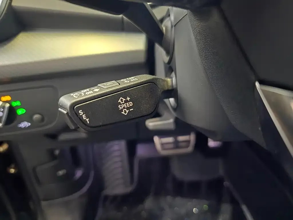 Audi Q5L 2023 из CN, фото 3
