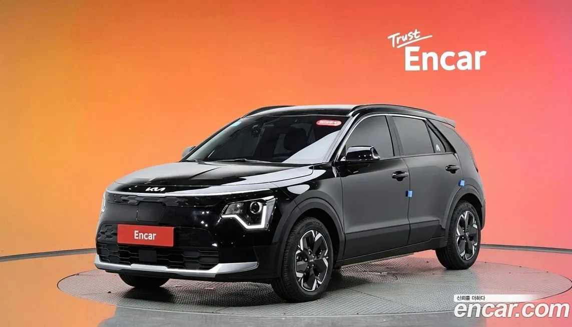 Kia Niro — фото 1