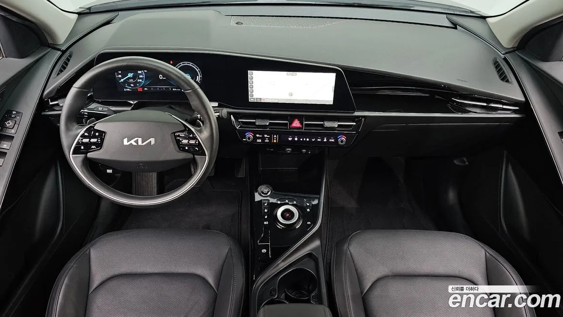 Kia Niro — фото 10