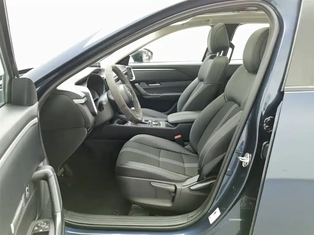 Mazda CX-50 2024 из CN, фото 10