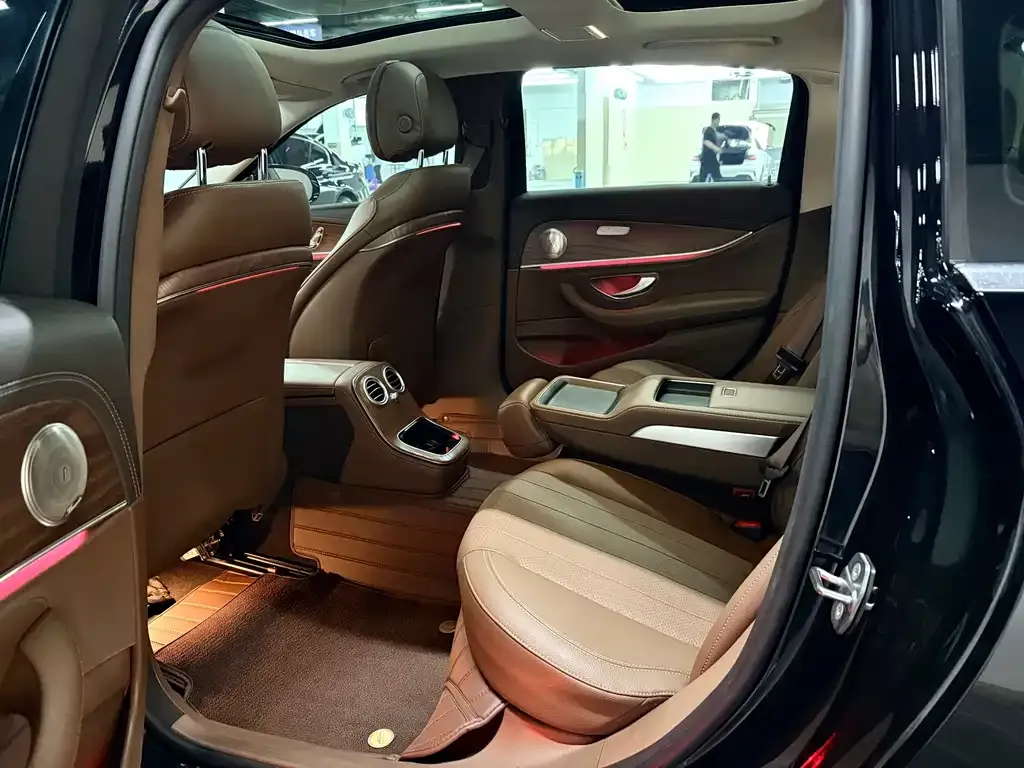 Mercedes-Benz E-Class 2022 из CN, фото 9