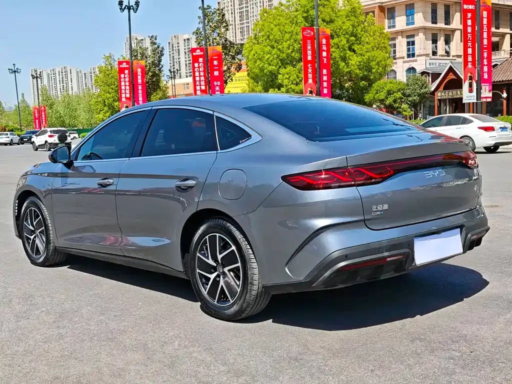 BYD Qin L — фото 7