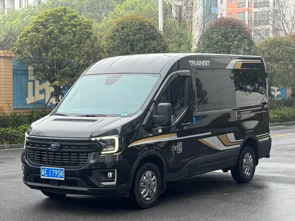 Ford Transit T8