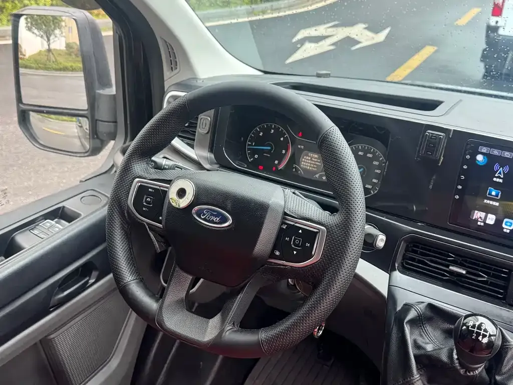 Ford Transit T8 2024 из CN, фото 8