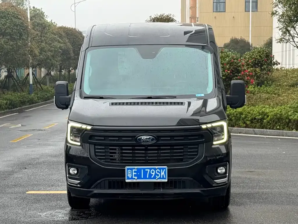 Ford Transit T8 2024 из CN, фото 3