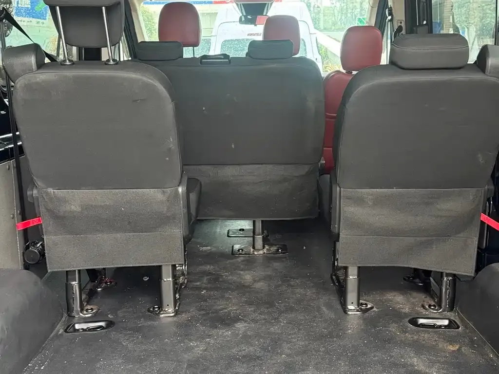 Ford Transit T8 2024 из CN, фото 4