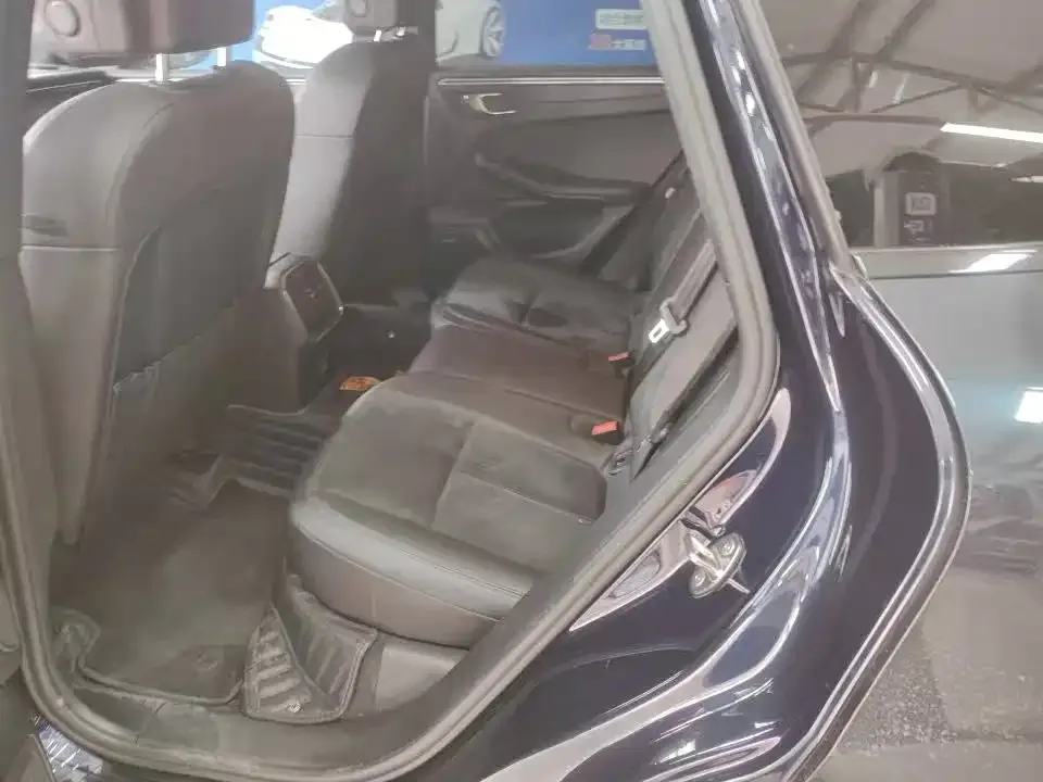 Porsche Macan 2021 из CN, фото 4