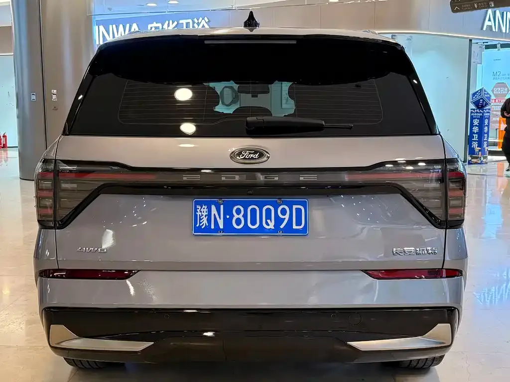 Ford Edge — фото 8