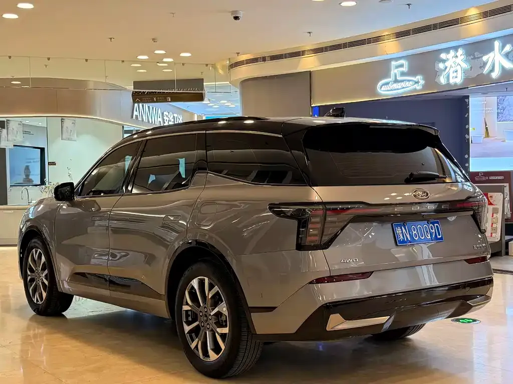 Ford Edge — фото 4