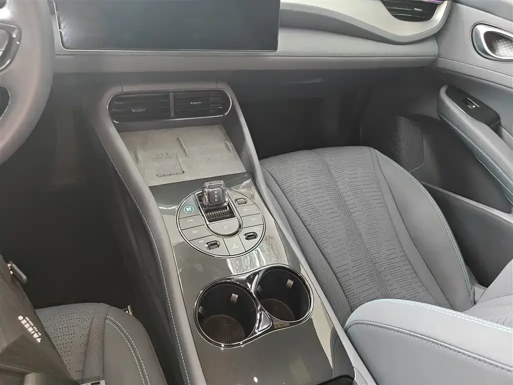 BYD Seal 06GT — фото 4