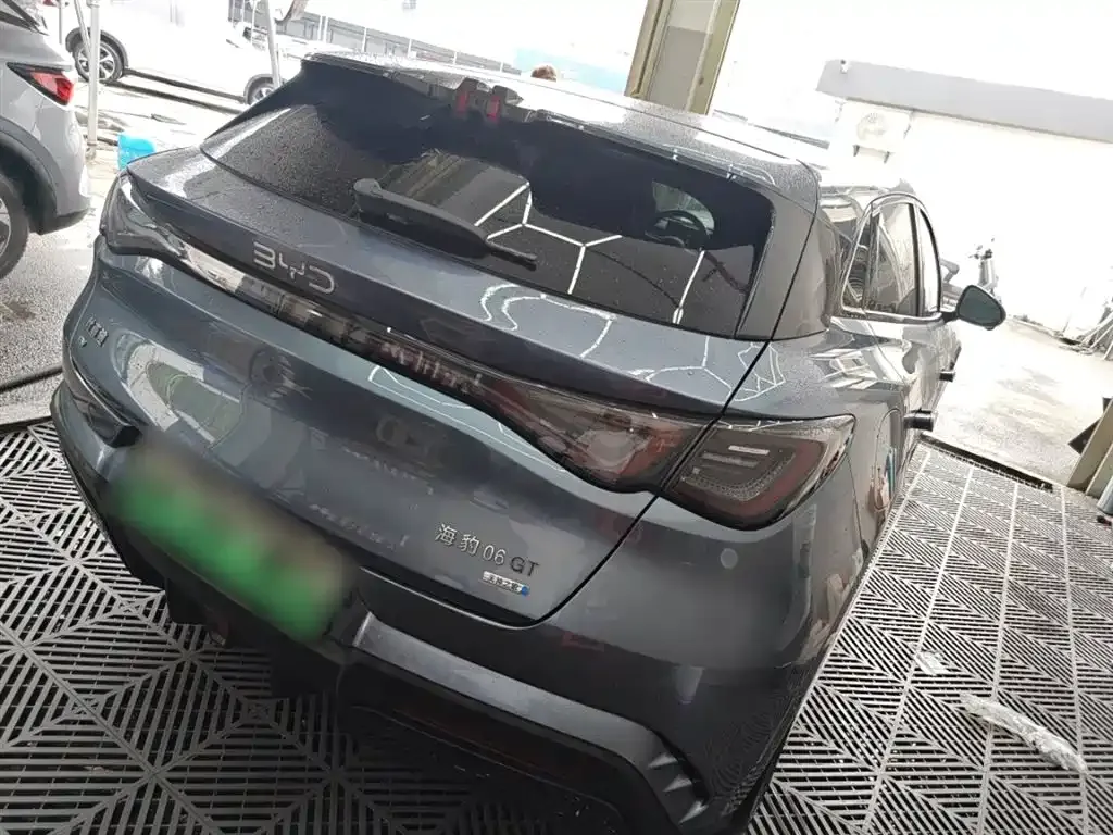 BYD Seal 06GT — фото 9