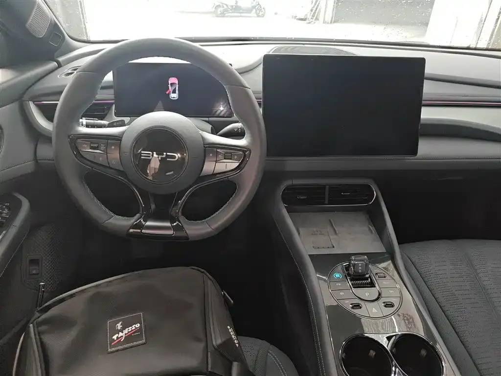 BYD Seal 06GT — фото 8