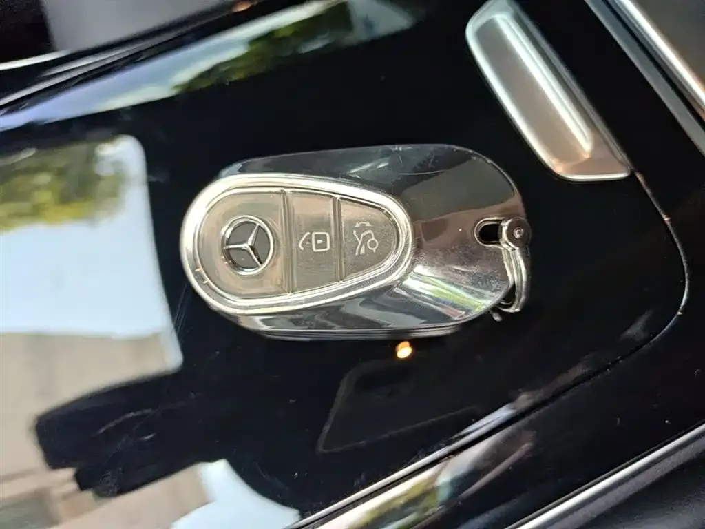 Mercedes-Benz GLC 2023 из CN, фото 2