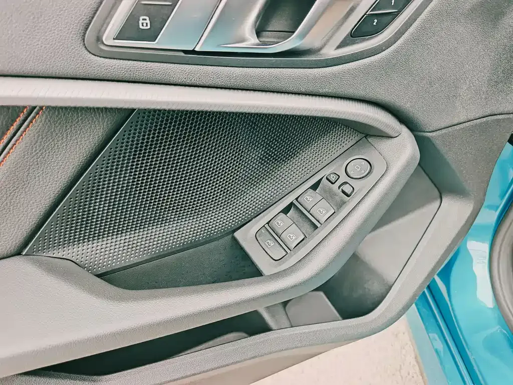 BMW 2 Series (Import) — фото 10