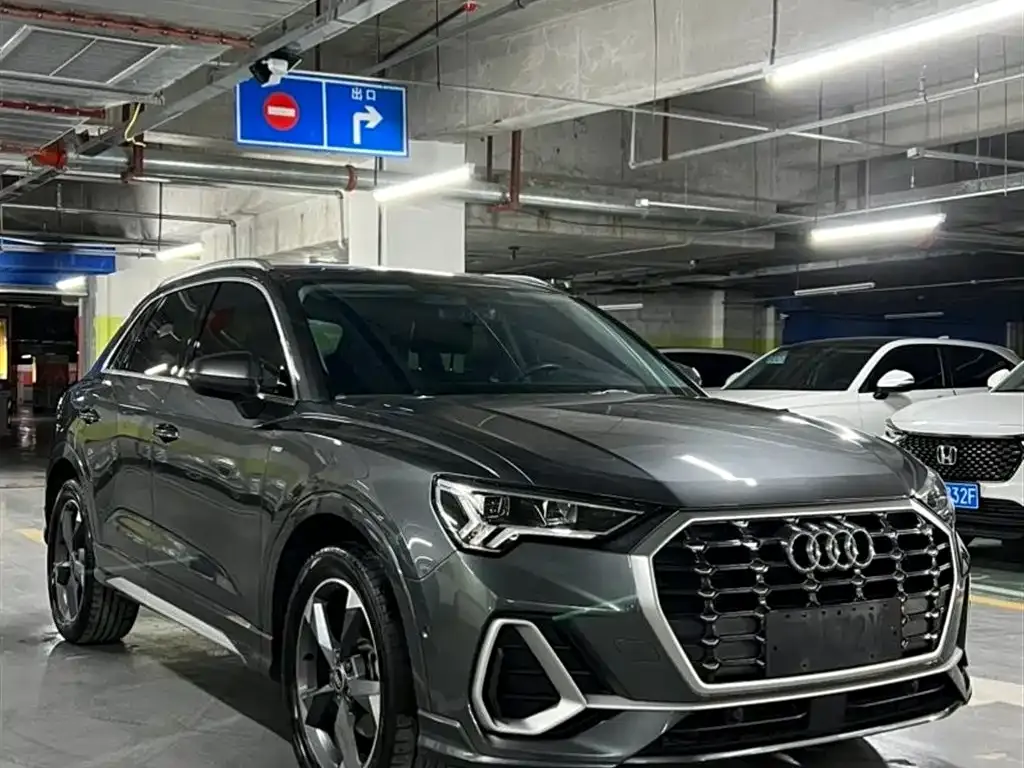 Audi Q3 — фото 9