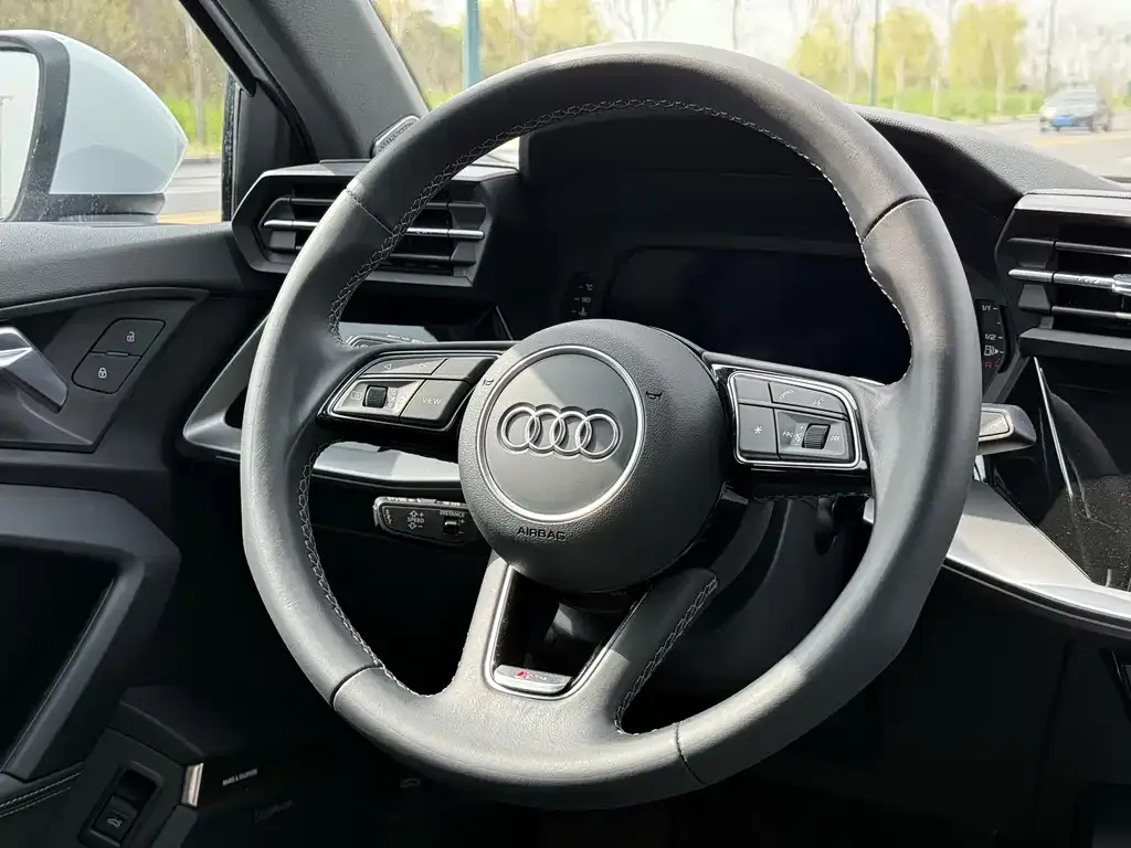 Audi A3 — фото 10
